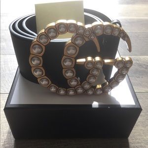 Wide Waist Gucci Pearl Belt